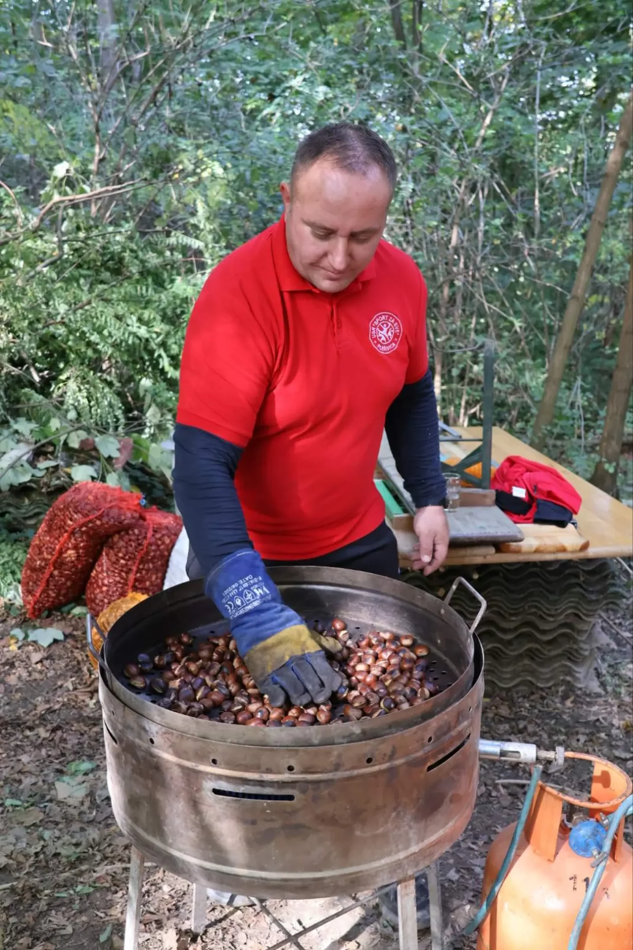 Plešivica, Kestenijada, Davor Bestijanić, Nikola Škvorc, kesteni (6) Plešivica, Kestenijada, Davor Bestijanić, Nikola Škvorc, kesteni (6)
