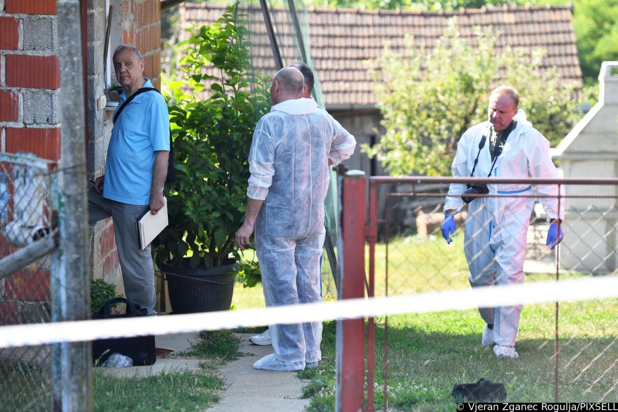 pleškovec Policijski očevid na mjestu ubojstva u Pleškovcu