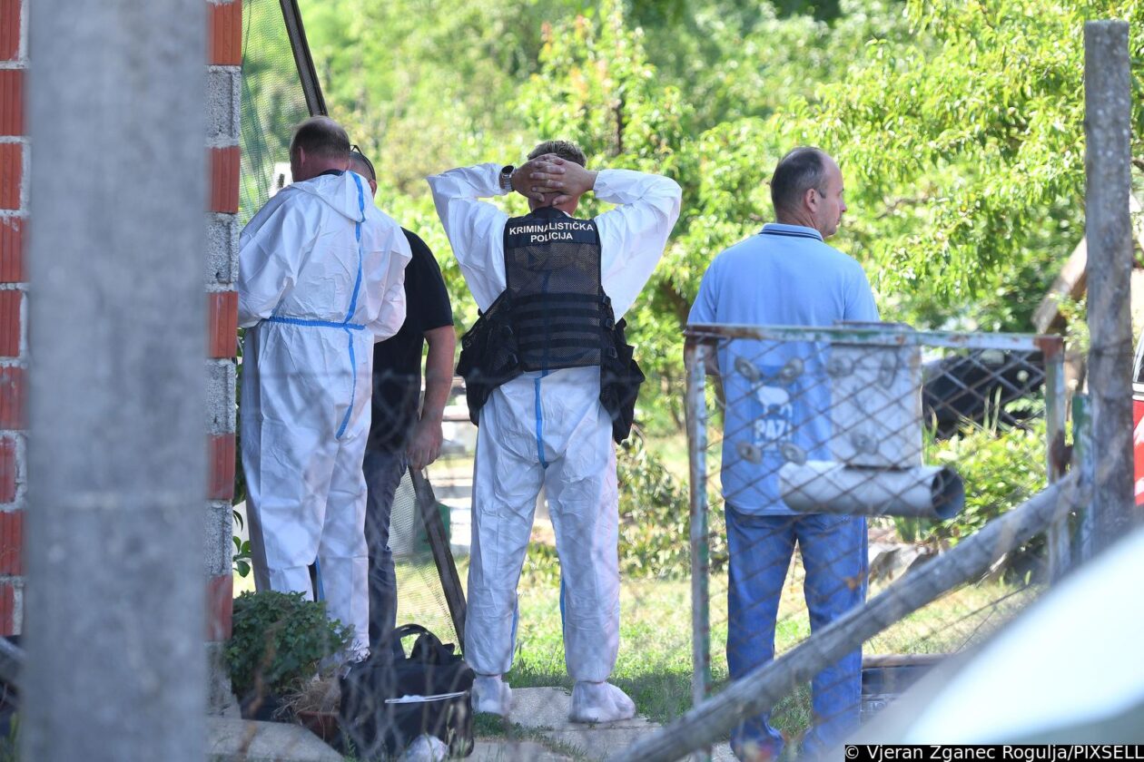 pleškovec Policijski očevid na mjestu ubojstva u Pleškovcu