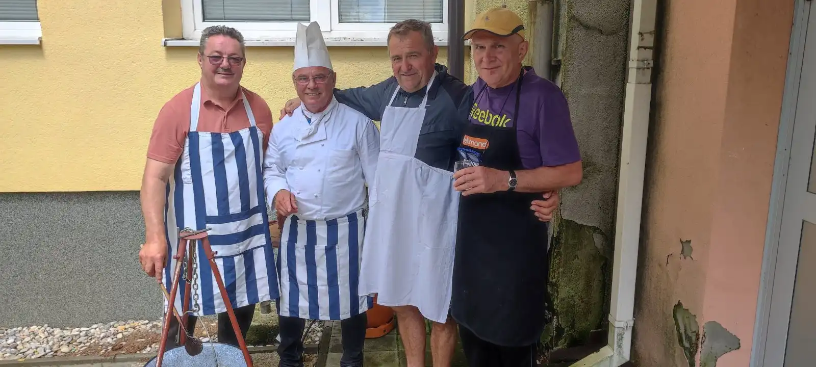 Pobjednici 1. turenskog kotlića Podturen 2024 (4) Pobjednici 1. turenskog kotlića Podturen 2024 (4)