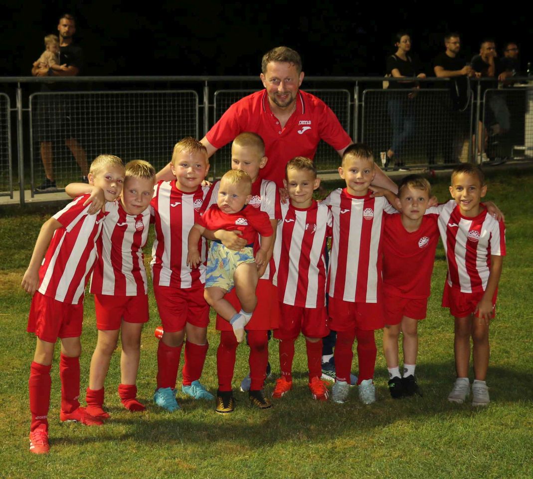 Pobjednici turnira Marijan Gorupić Otok 2025 (12) Pobjednici turnira Marijan Gorupić Otok 2025 (12)