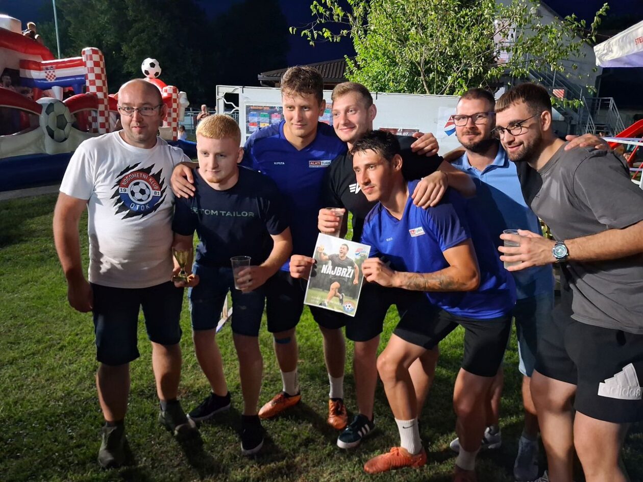 Pobjednici turnira Marijan Gorupić Otok 2025 (16) Pobjednici turnira Marijan Gorupić Otok 2025 (16)