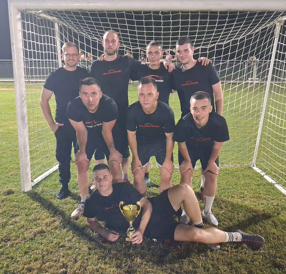 Pobjednici turnira Marijan Gorupić Otok 2025 (21) Pobjednici turnira Marijan Gorupić Otok 2025 (21)