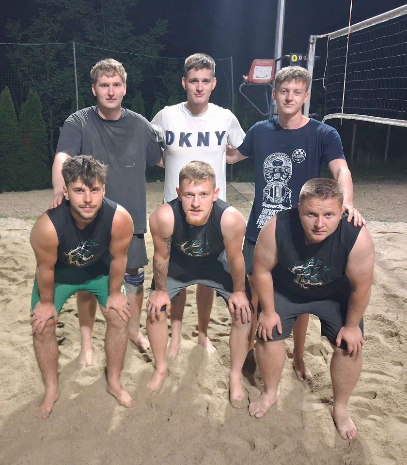 Pobjednici turnira Marijan Gorupić Otok 2025 (22) Pobjednici turnira Marijan Gorupić Otok 2025 (22)