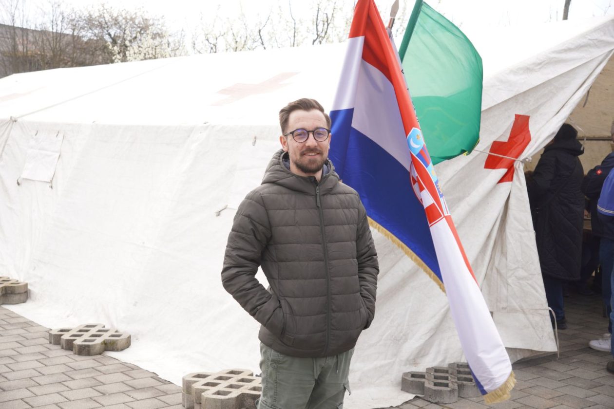 Podjela ribica veliki petak nedelišće (29) Podjela ribica veliki petak nedelišće (29)