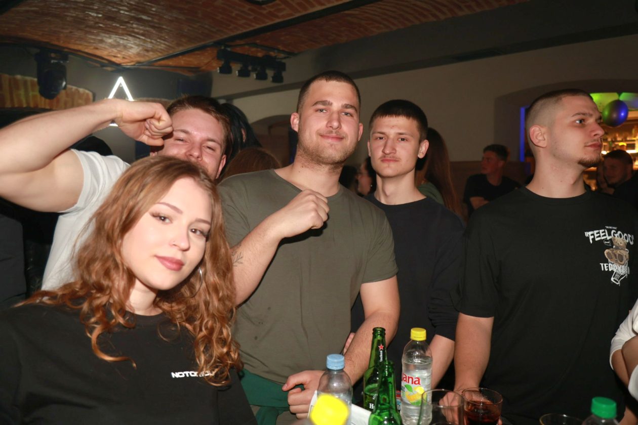 Podroom party (30) Podroom party (30)