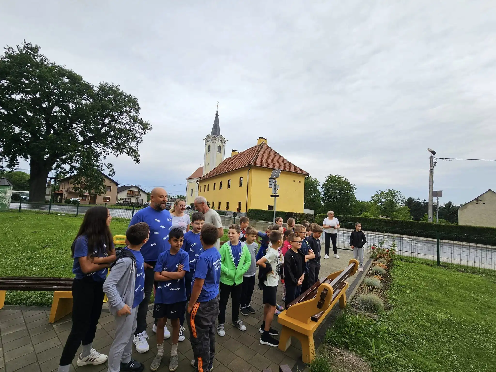 Područna škola Donji Vidovec 2024 evakuacijska vatrogasna vježba (2) Područna škola Donji Vidovec 2024 evakuacijska vatrogasna vježba (2)