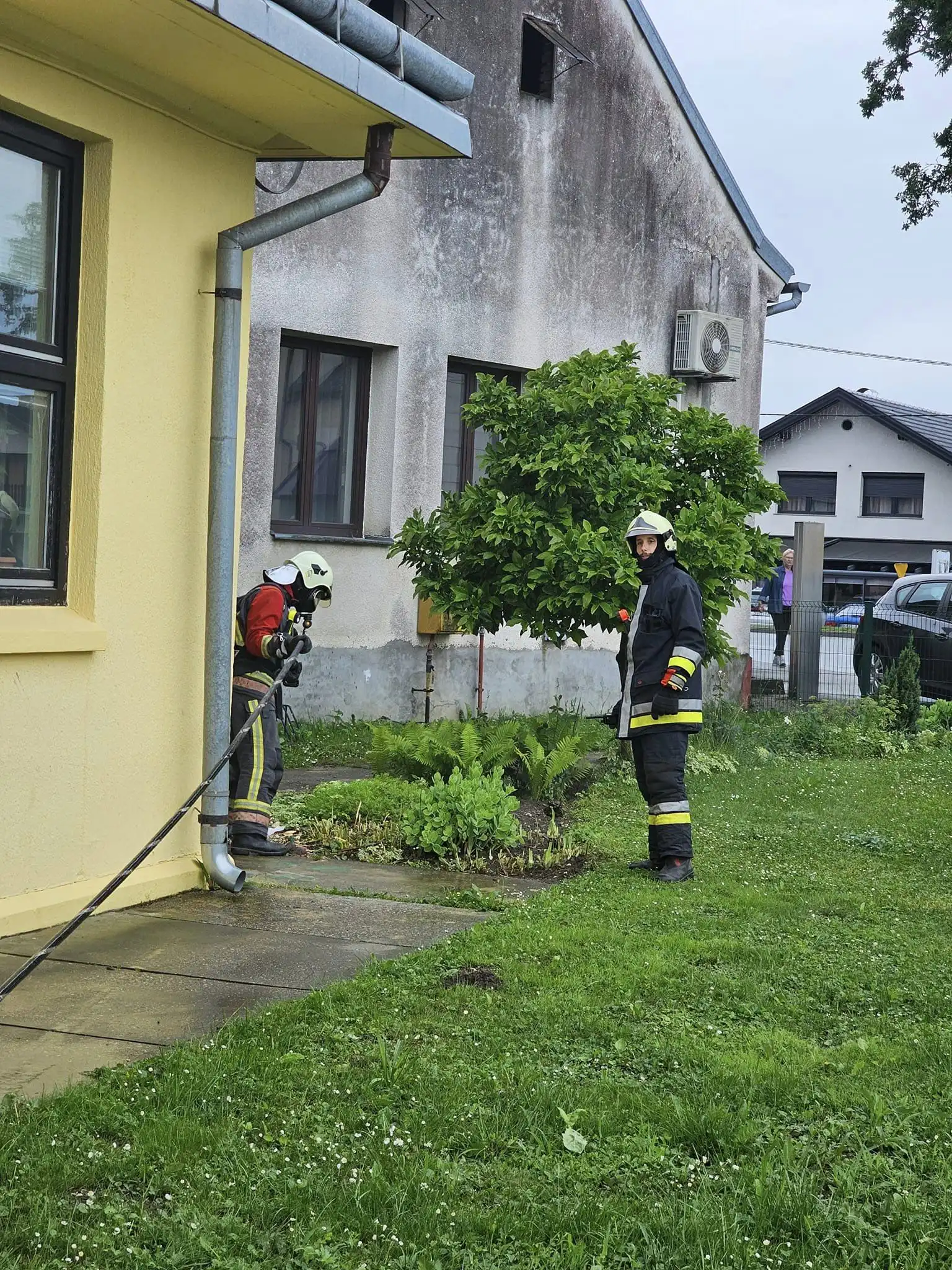 Područna škola Donji Vidovec 2024 evakuacijska vatrogasna vježba (5) Područna škola Donji Vidovec 2024 evakuacijska vatrogasna vježba (5)