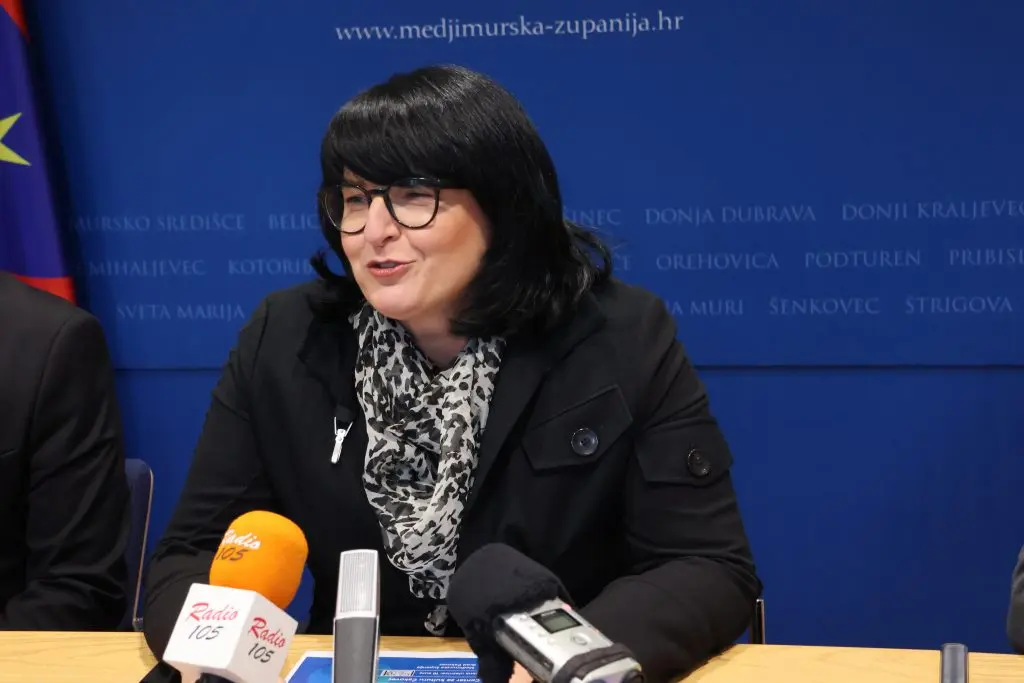 Podržimo obrazovanje mladih uključivanjem u humanitarnu akciju Međimurske zaklade dr. Vinko Žganec (2) Podržimo obrazovanje mladih uključivanjem u humanitarnu akciju Međimurske zaklade dr. Vinko Žganec (2)