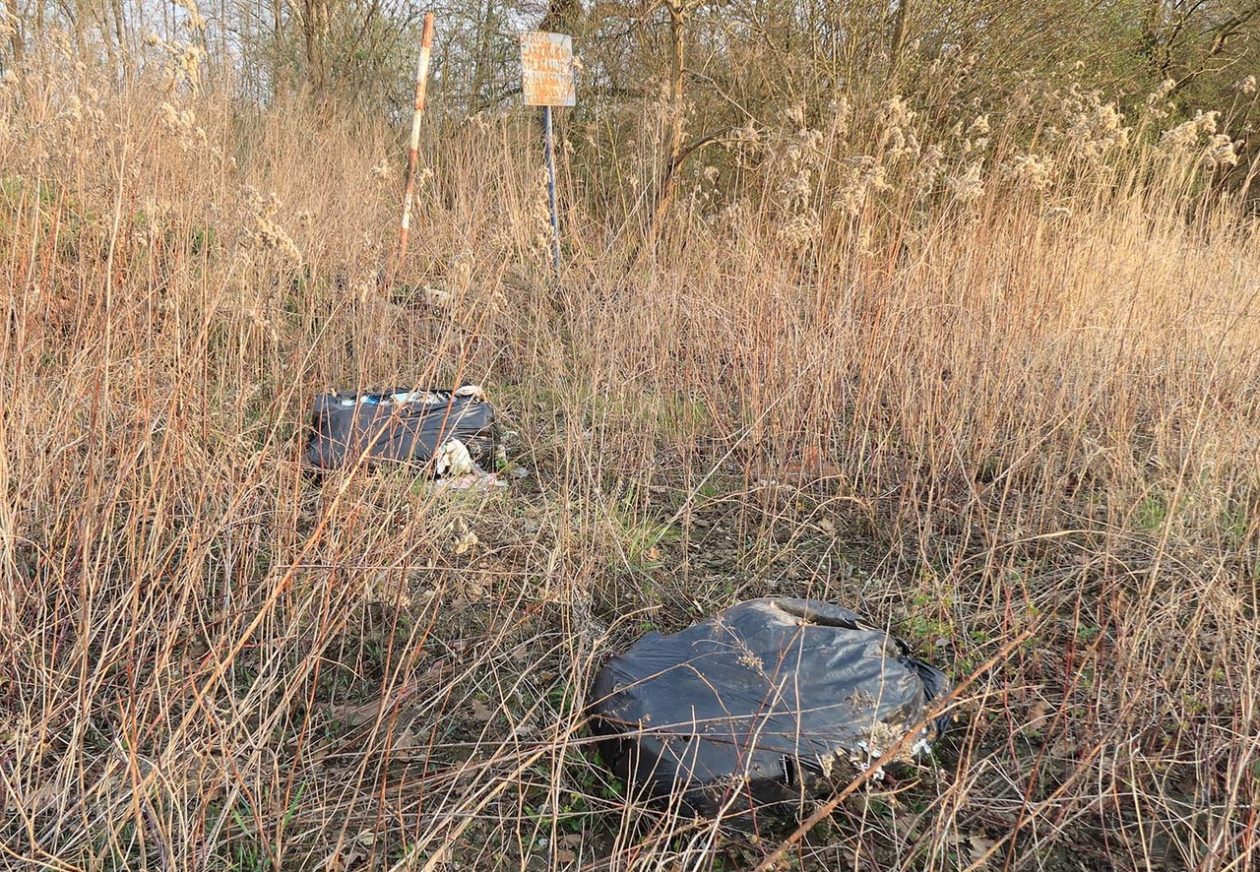 Podturen azbest otpad (1)