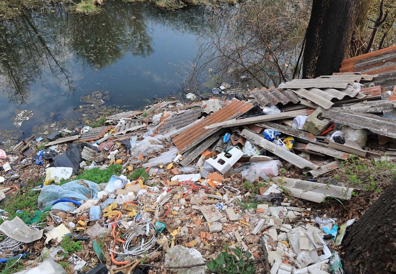 Podturen azbest otpad (12)