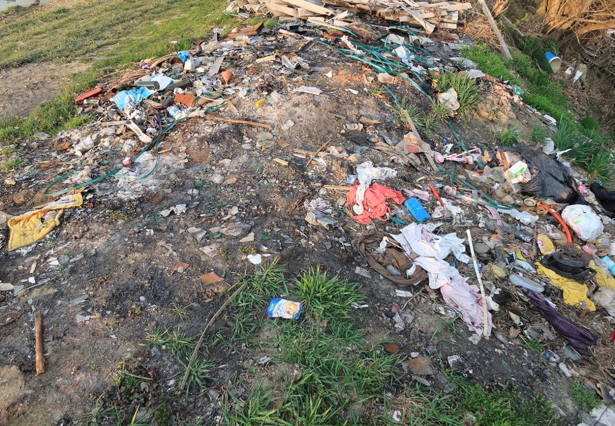 Podturen azbest otpad (7)