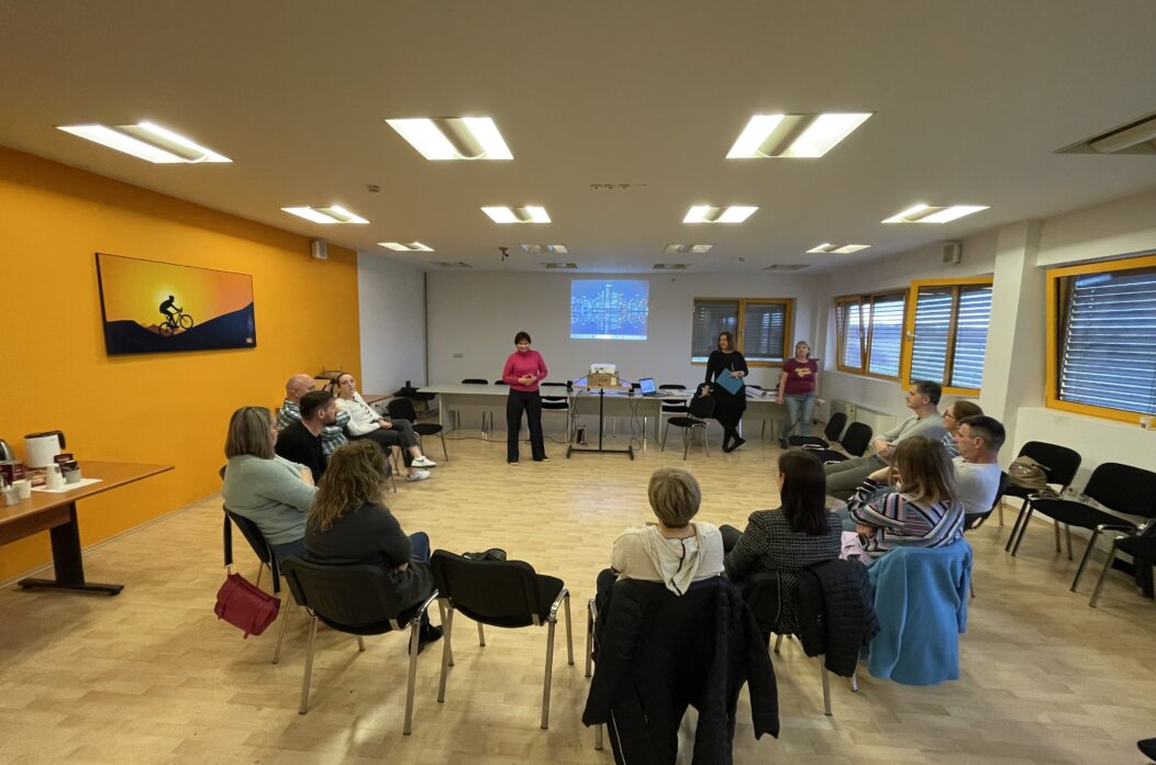 Pogled_radionice za roditelje (1) Pogled_radionice za roditelje (1)