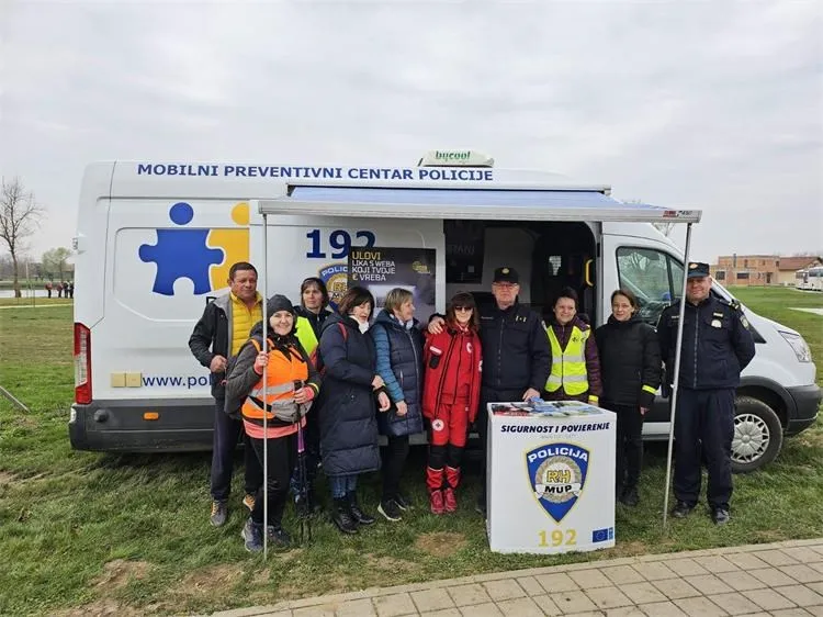 Policajci u Goričanu (6) Policajci u Goričanu (6)