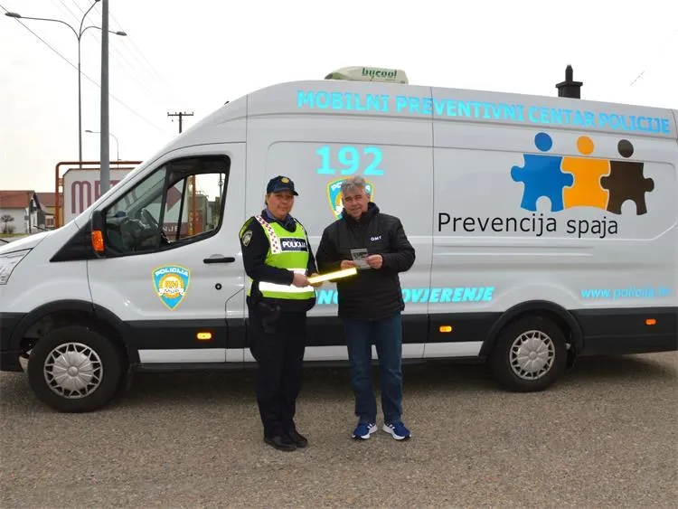 Policija – akcija (3) Policija – akcija (3)