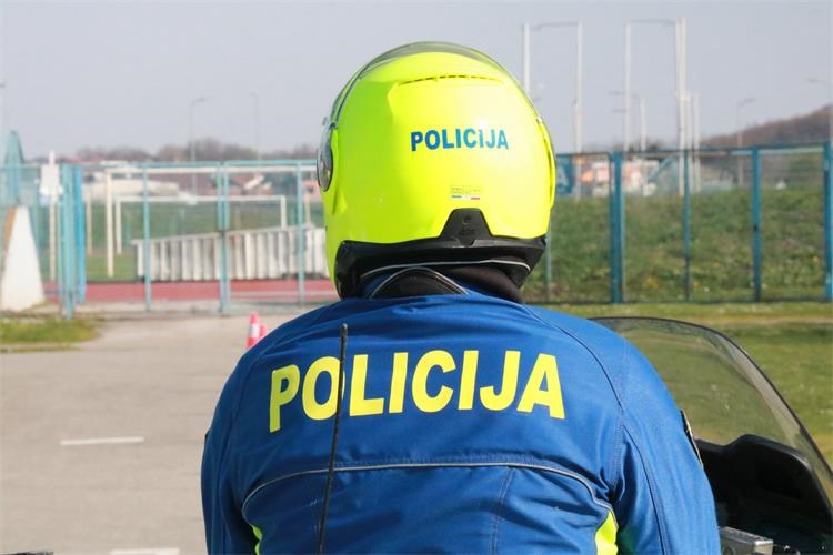 Policija ilustracija motor PU međimurska (11) Policija ilustracija motor PU međimurska (11)