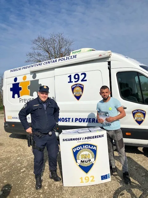 Policija, romi, droga (11)