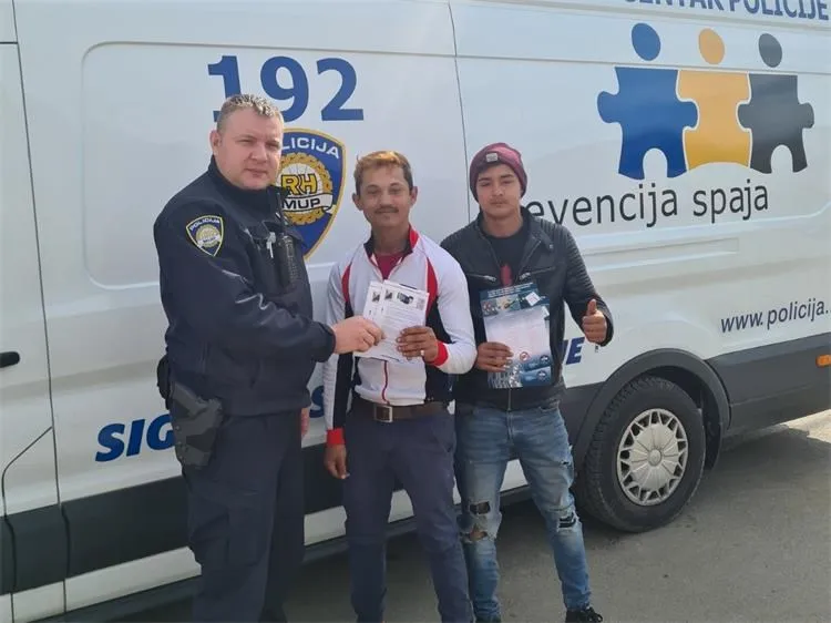 Policija, romi, droga (2)