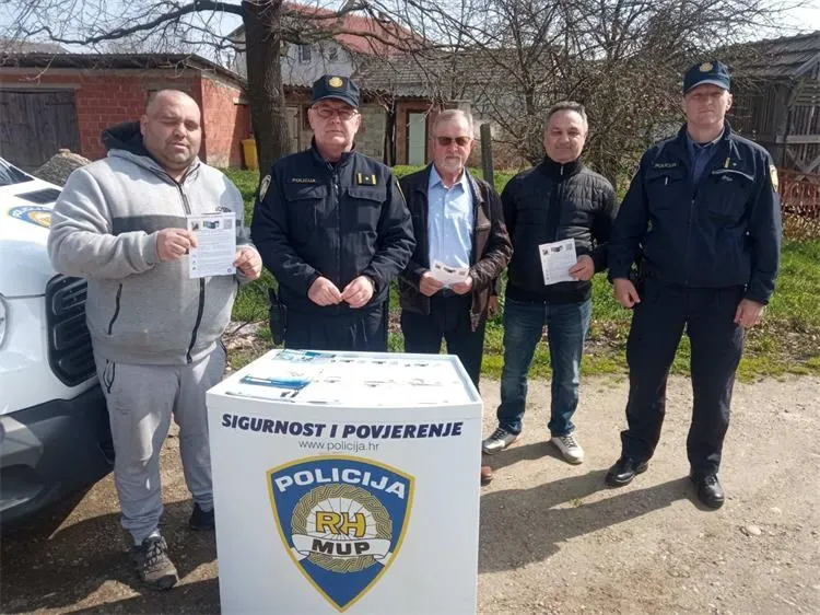 Policija, romi, droga (7)