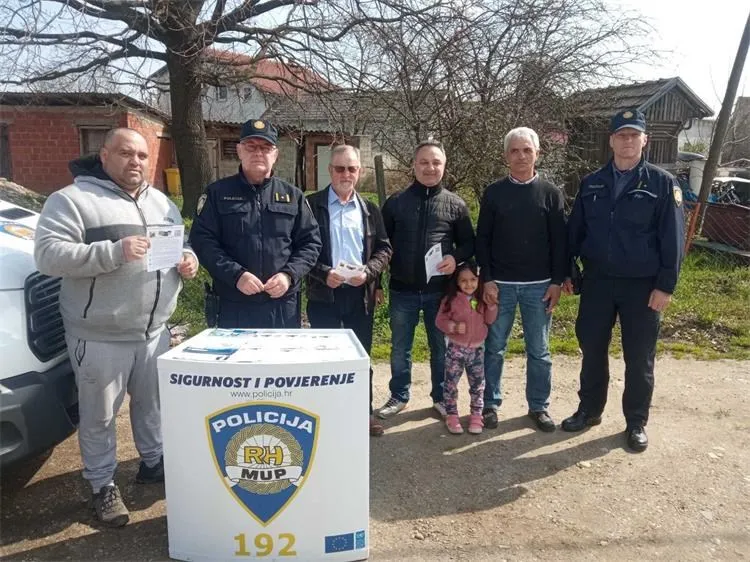 Policija, romi, droga (8)