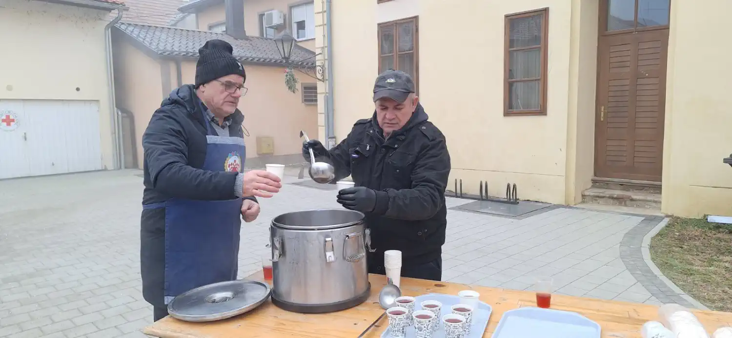 Popodnevni doček nove godine, Donja Dubrava 2024 (21) Popodnevni doček nove godine, Donja Dubrava 2024 (21)