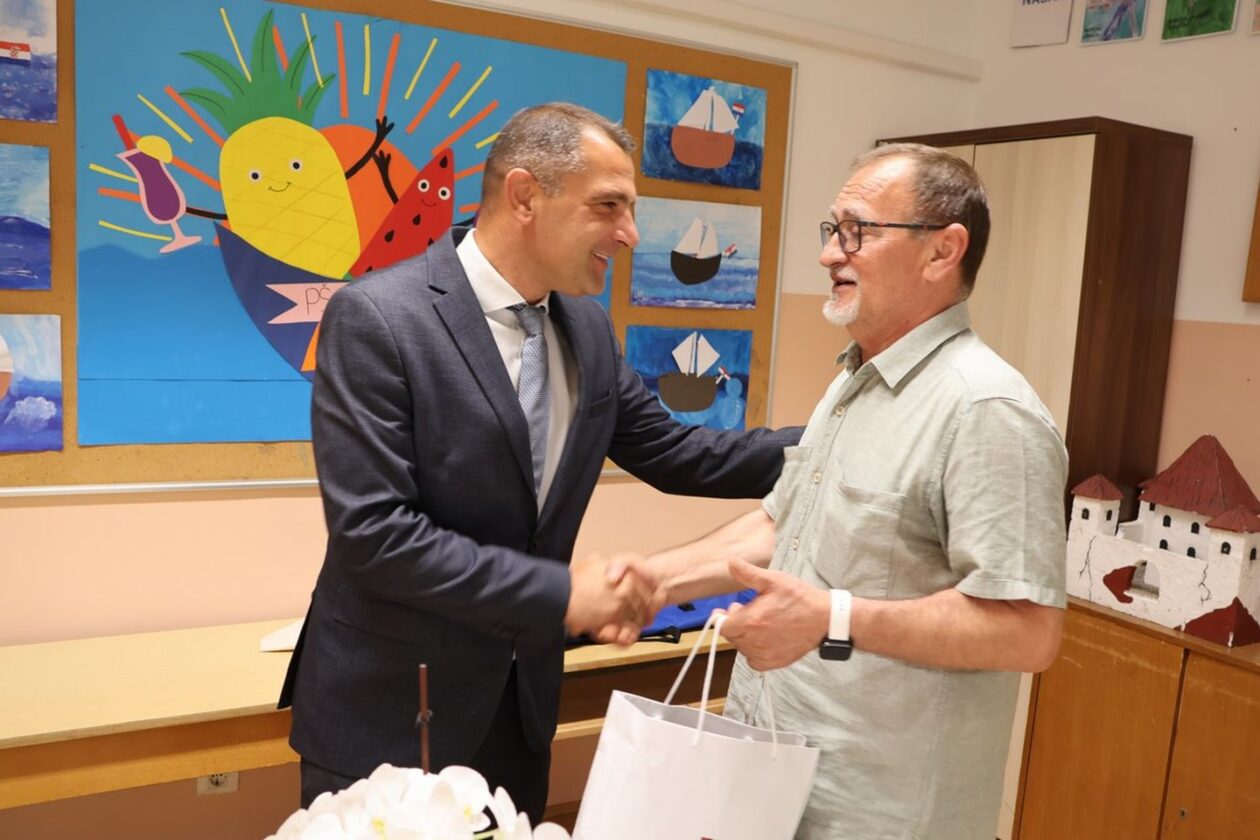 Posavec i ravnatelj Ivica Paić