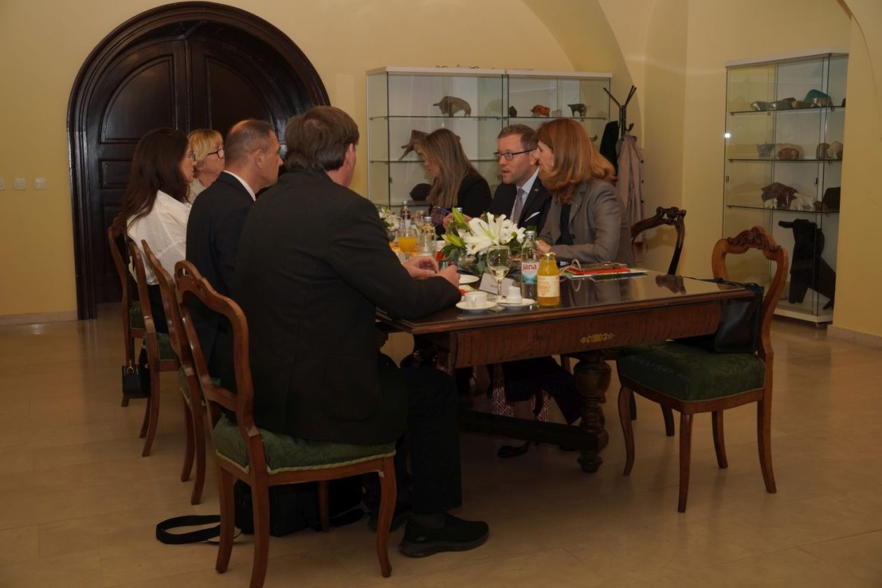 Posjet austrijske veleposlanice Međimurskoj županiji (11) Posjet austrijske veleposlanice Međimurskoj županiji (11)