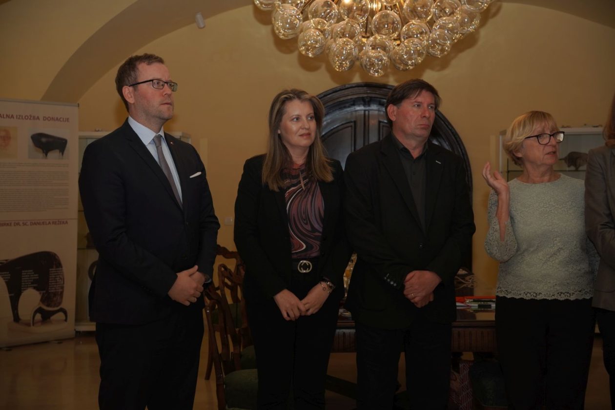 Posjet austrijske veleposlanice Međimurskoj županiji (13) Posjet austrijske veleposlanice Međimurskoj županiji (13)