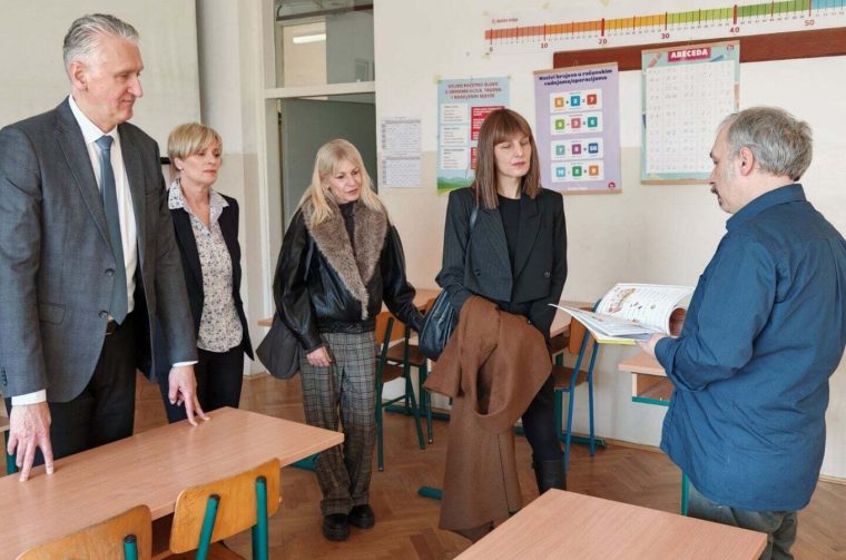 Posjet delegacije Ministarstva znanosti, obrazovanja i mladih OŠ Kuršanec (4)