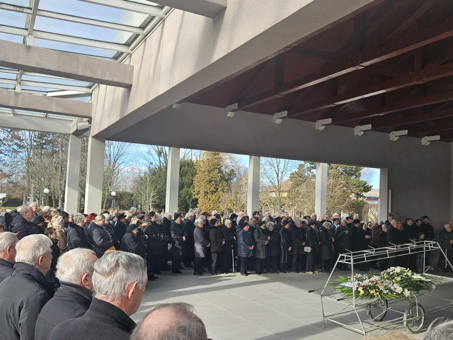 Posljednji ispraćaj omiljenog svećenika fra Stanka Belobrajdić (4) Posljednji ispraćaj omiljenog svećenika fra Stanka Belobrajdić (4)