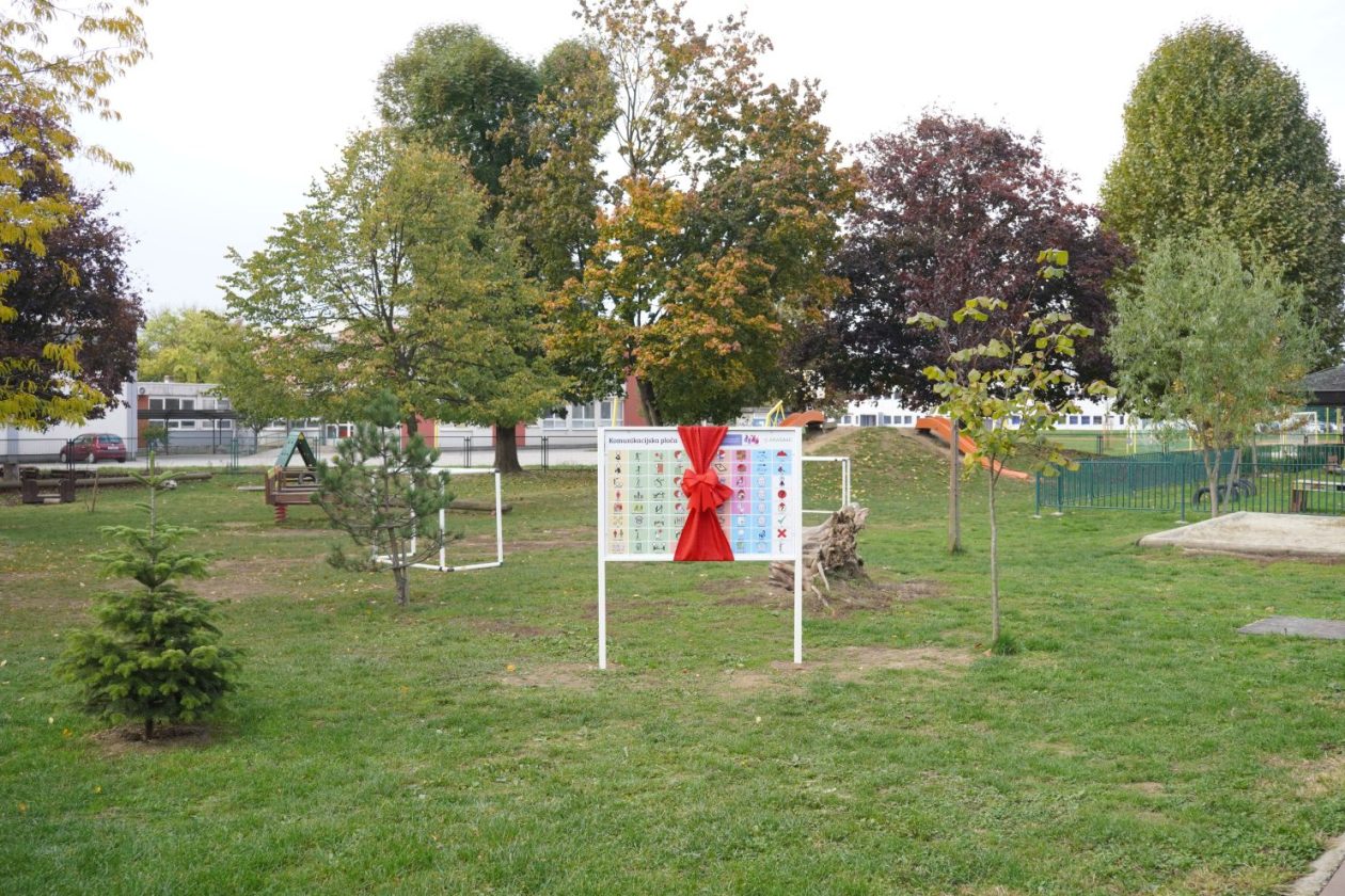 Postavljanje komunikacijske ploče DV Cipelica (22)