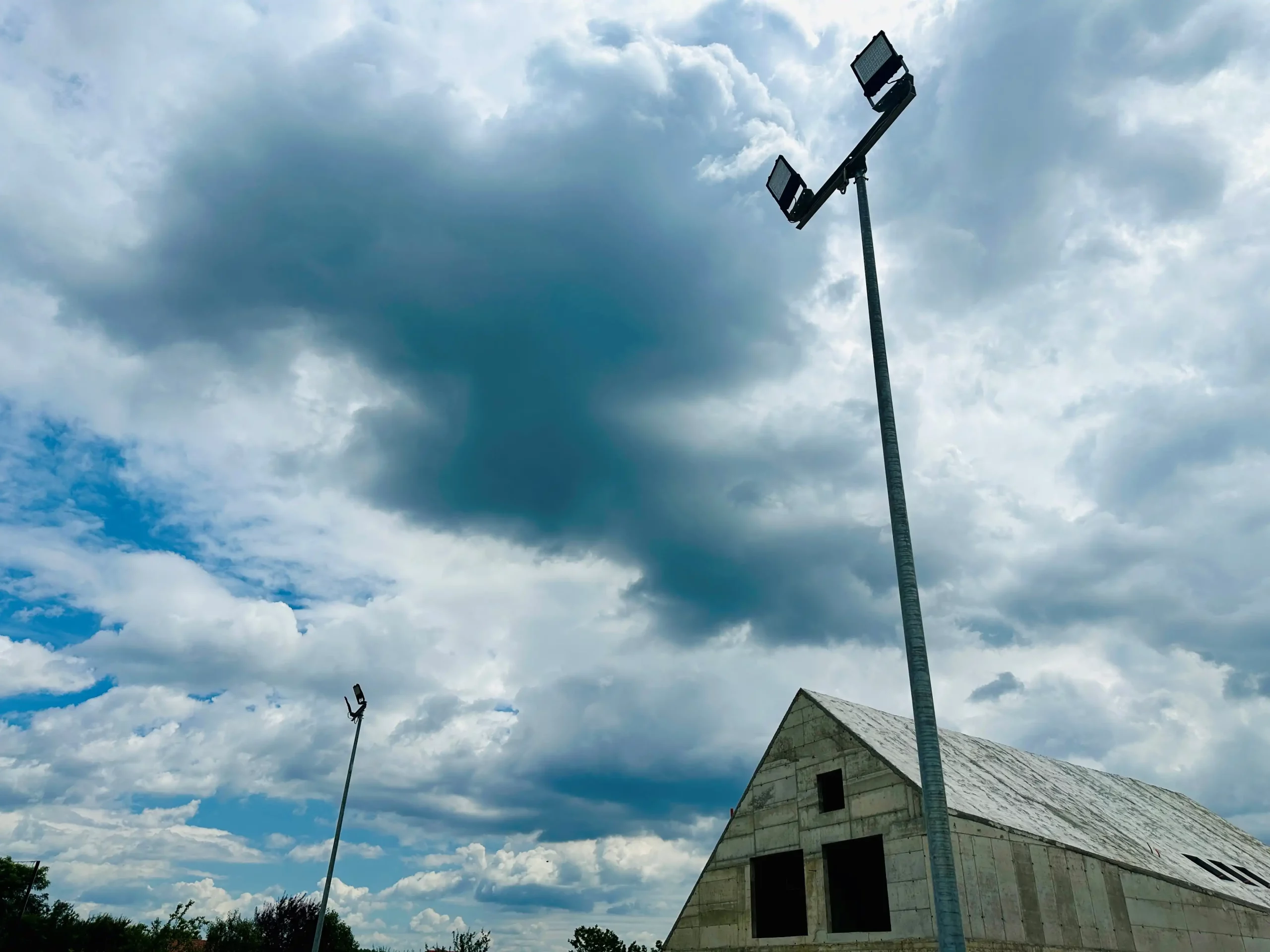 Postavljeni novi reflektori u Doliću i Paragu! (2) Postavljeni novi reflektori u Doliću i Paragu! (2)