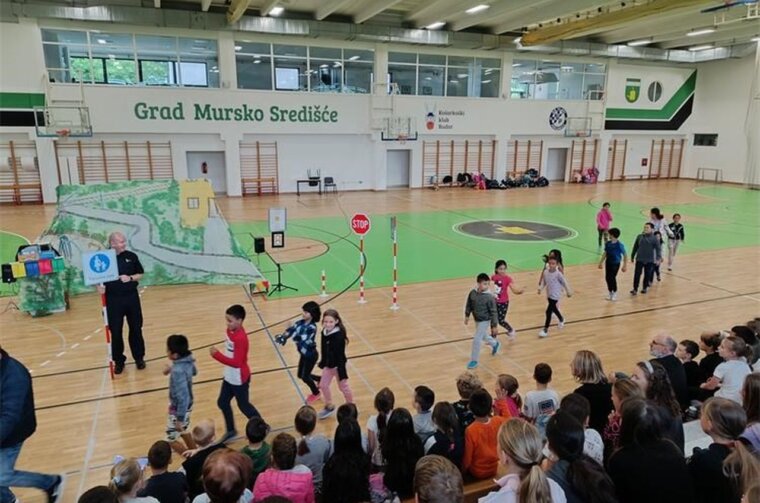 Poštujte naše naše znakove (11)