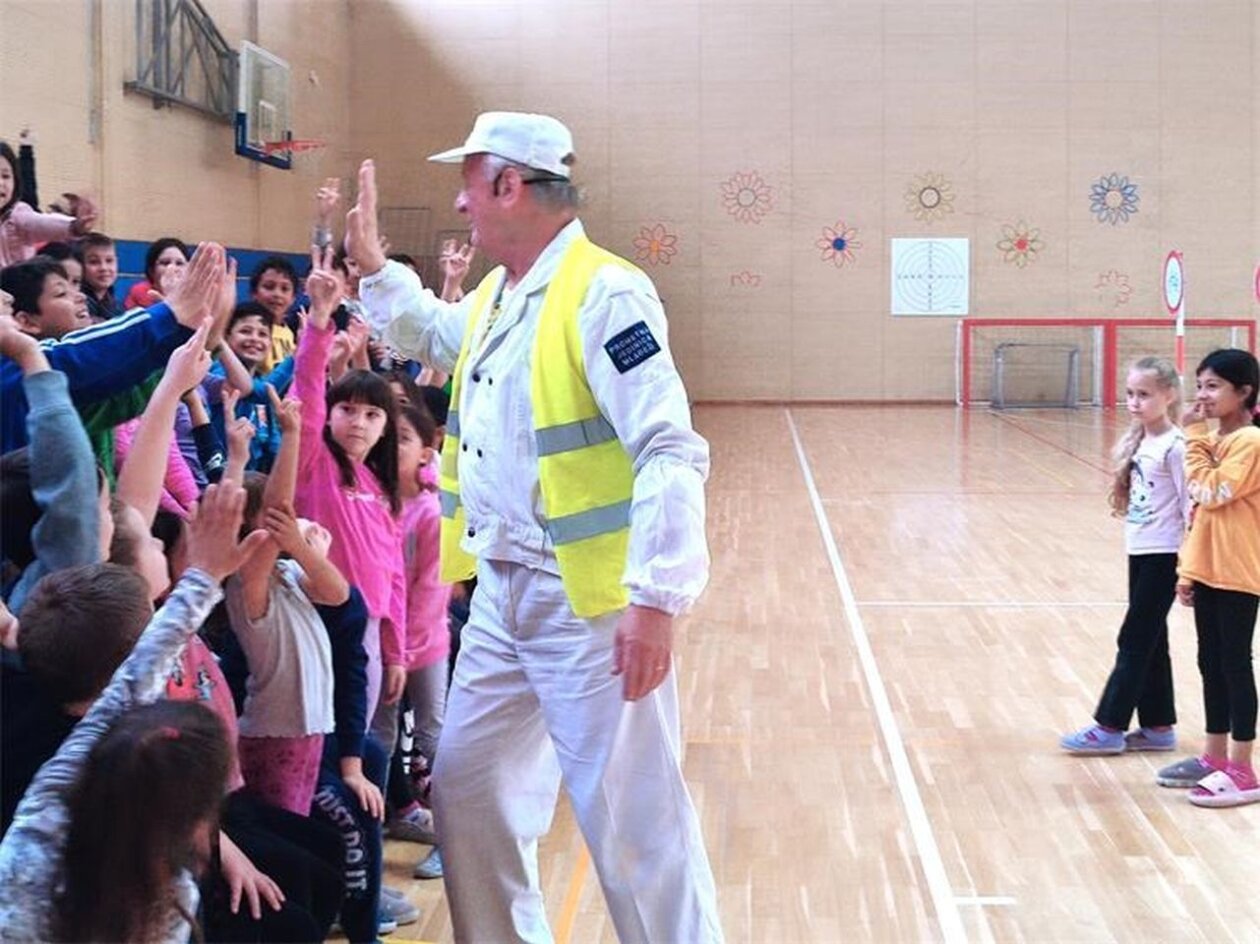 Poštujte naše naše znakove (14)