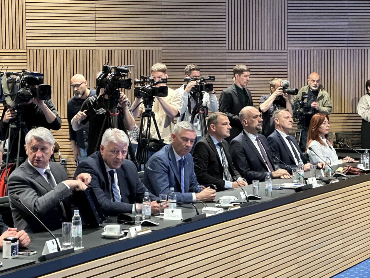 Potpisan ugovor za nove škole u Nedelišću i Vratišincu (7)