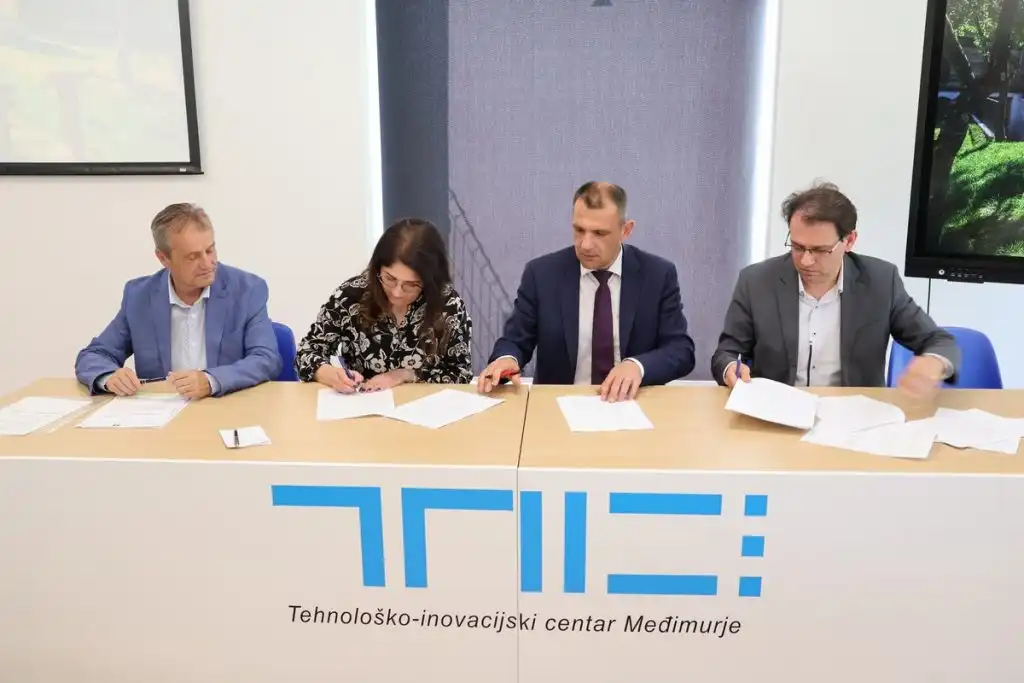 Potpisani-ugovori-vrijedni-milijun-eura-kojima-Medimurje-dobiva-nove-zelene-povrsine-26-1024×683