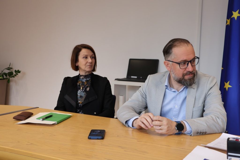 Potpisivanje-Ugovora-Lovci-2-1024×683 Potpisivanje-Ugovora-Lovci-2-1024×683