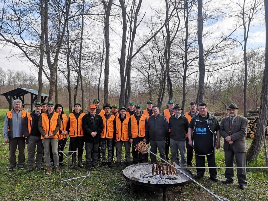 Potpisivanje-Ugovora-Lovci-8-1024×768 Potpisivanje-Ugovora-Lovci-8-1024×768