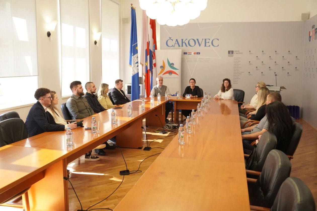 Potpisivanje sporazuma savjeta mladih grada Čakovca Opatija Koprivnica (14)