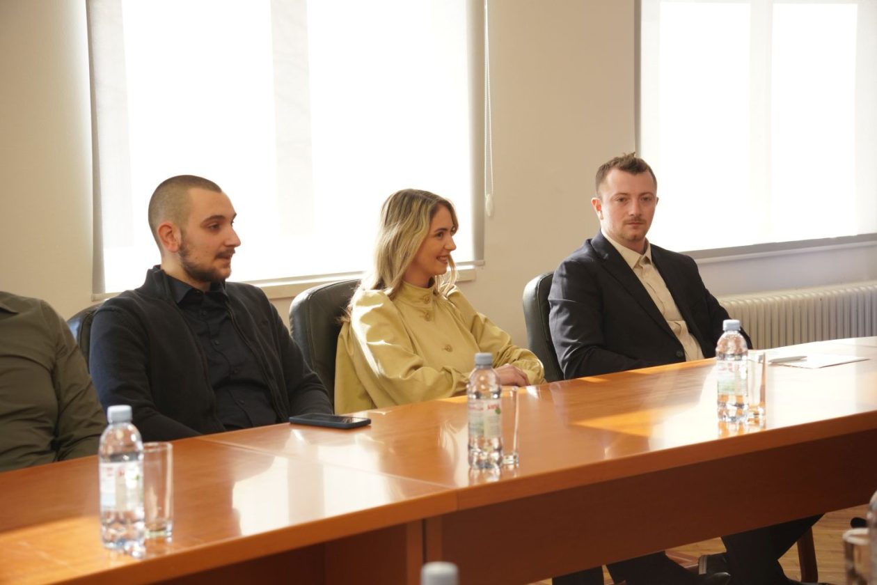 Potpisivanje sporazuma savjeta mladih grada Čakovca Opatija Koprivnica (2)