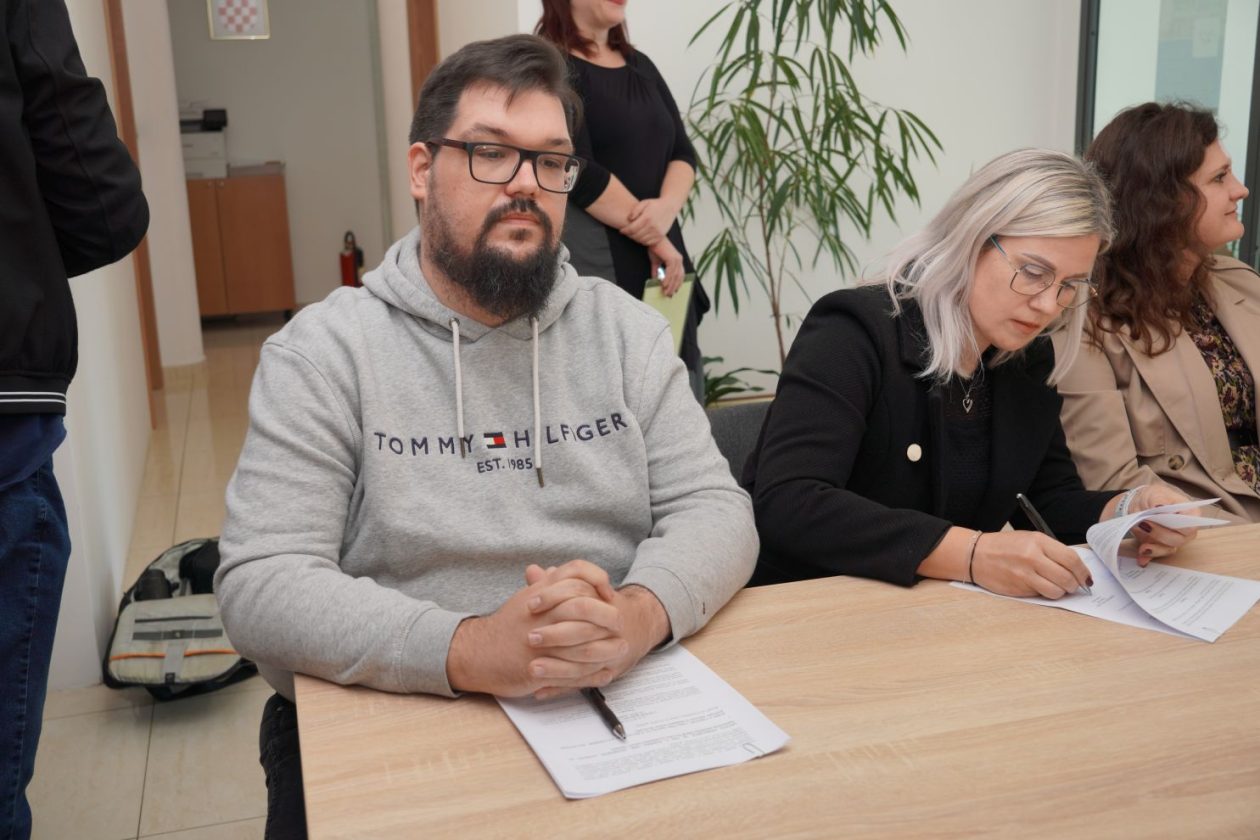 Potpisivanje ugovora Nedelišće zdravstvo lječnici (21)