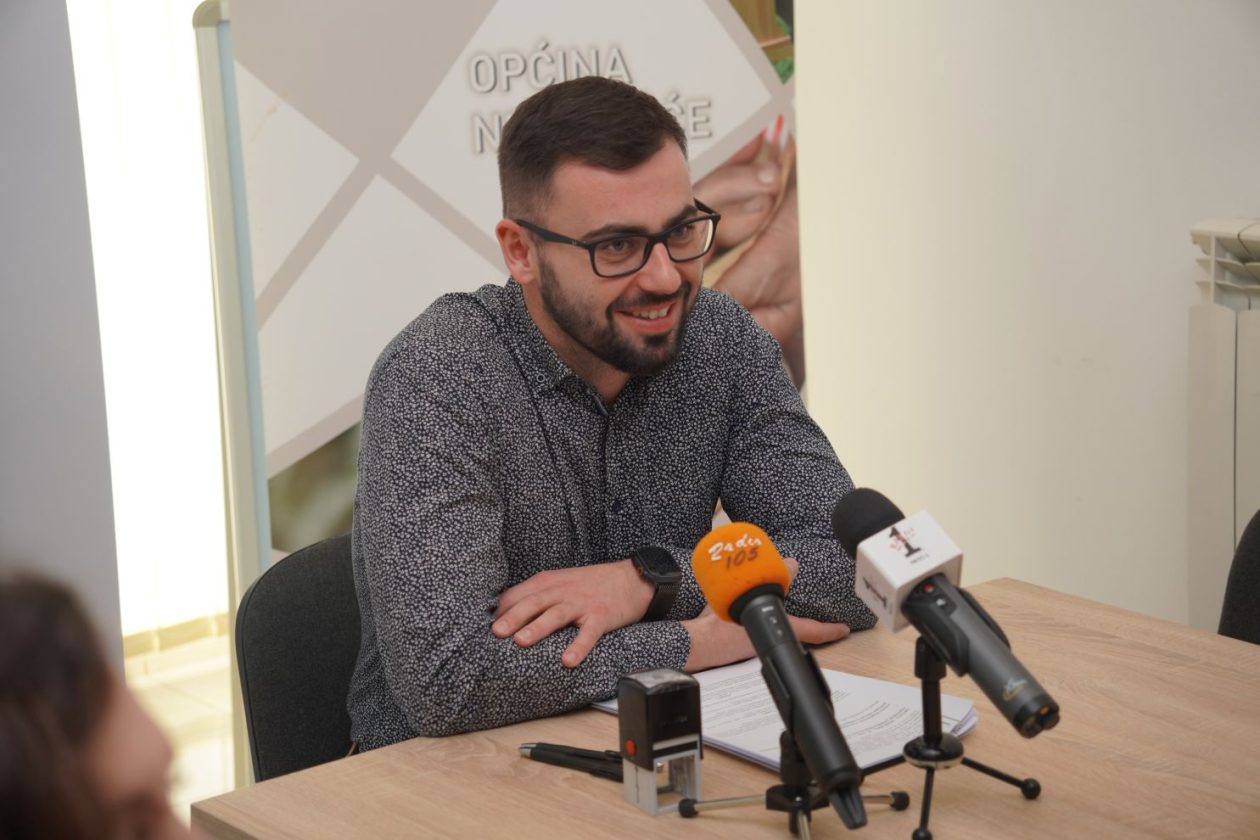 Nikola Novak, Potpisivanje ugovora Nedelišće zdravstvo lječnici (5)