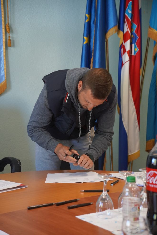 Potpisivanje ugovora s udrugama Općina Orehovica (25)