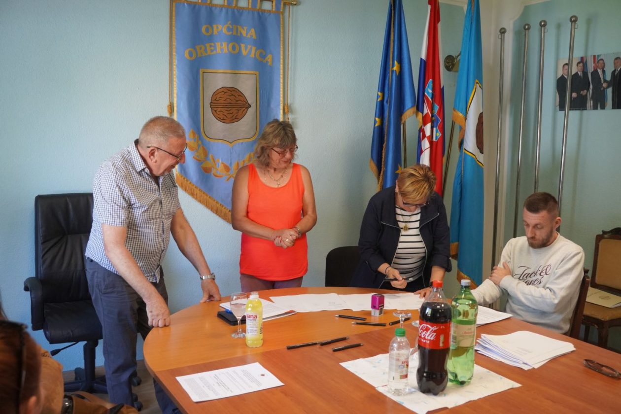 Potpisivanje ugovora s udrugama Općina Orehovica (31)