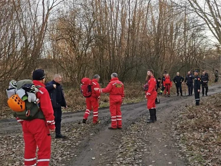 Potraga za Franjom Palfijem (10) Potraga za Franjom Palfijem (10)