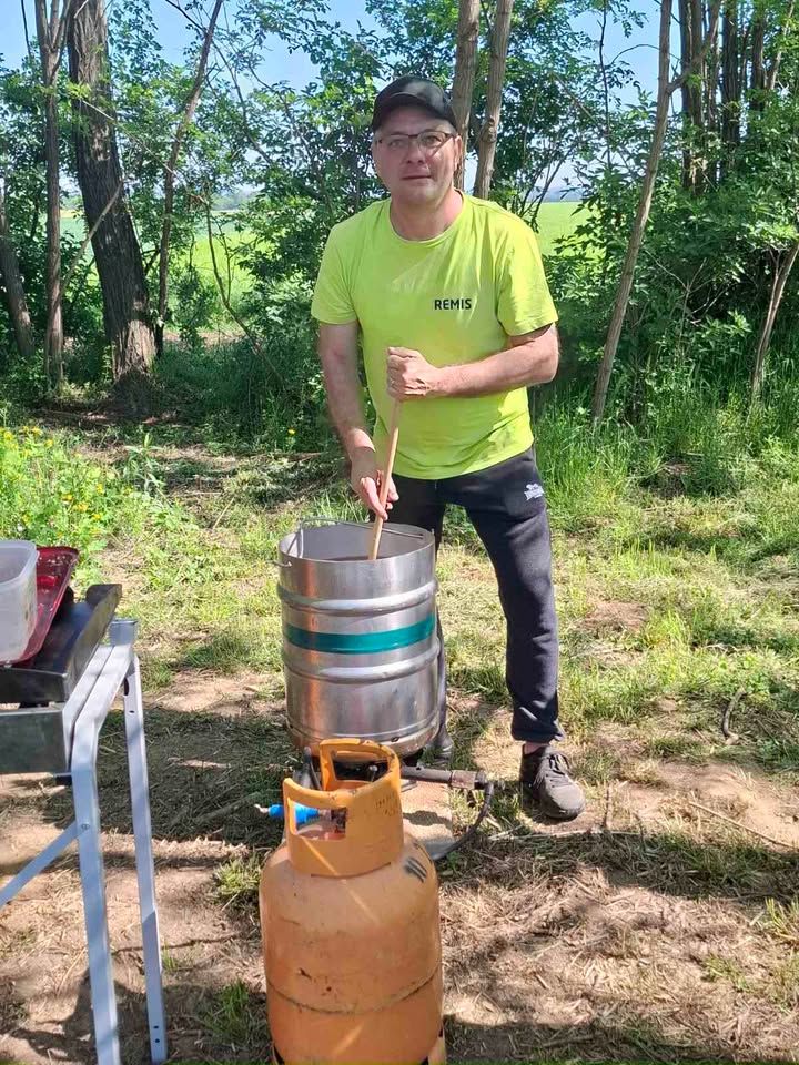 Povijesni prvi 1. maj na Remisu u Gornjem Kraljevcu (5) Povijesni prvi 1. maj na Remisu u Gornjem Kraljevcu (2)