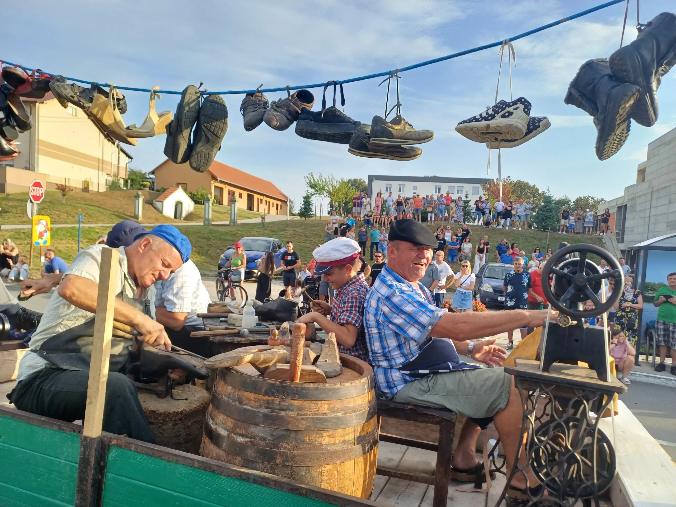 Povorka-starih-obicaja-i-zanata-SMNM-2024.-27-scaled