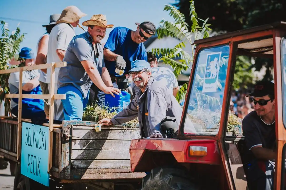 Povorka starih zanata (5)