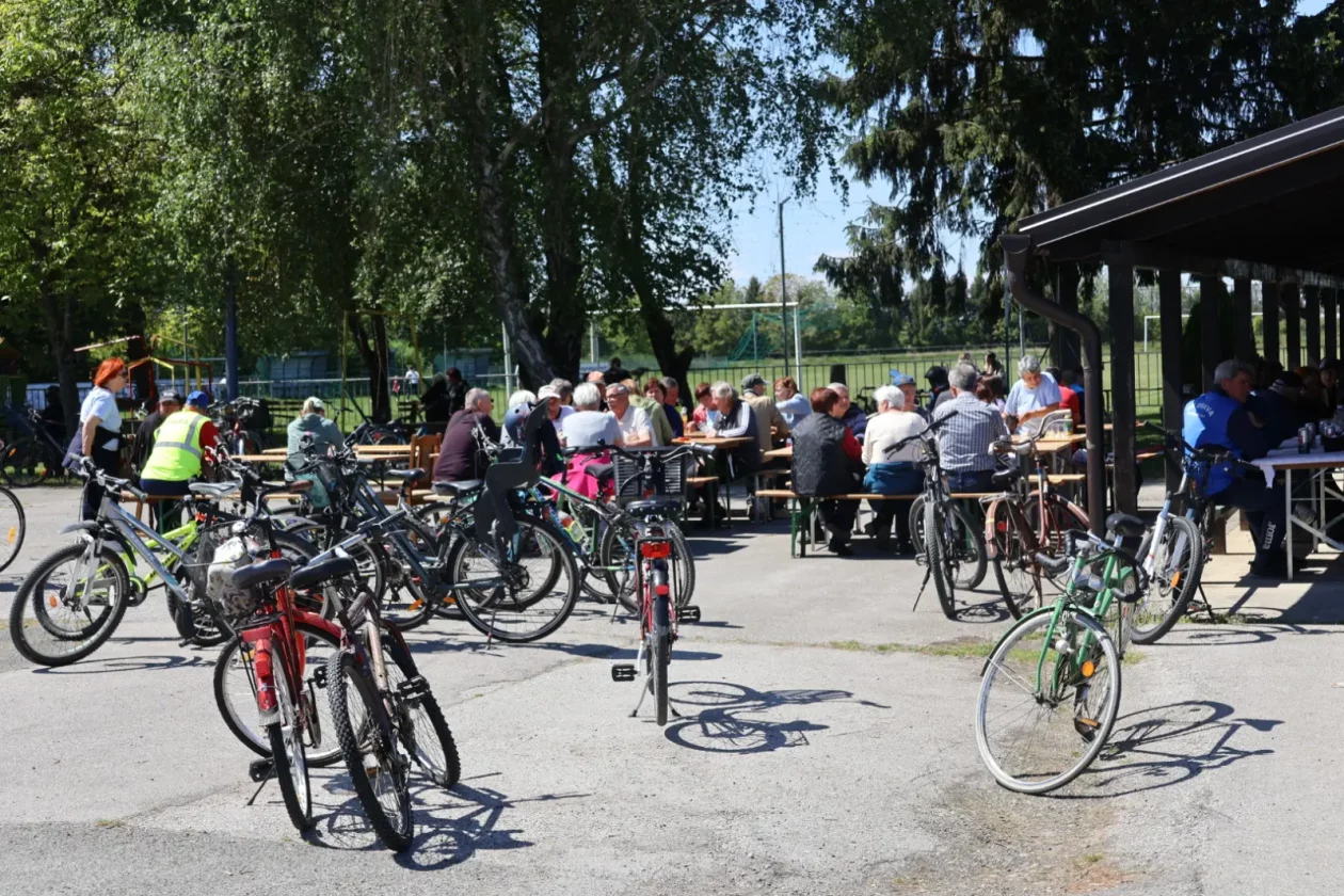 Praznik rada, Sveta Marija, grah i biciklijada (1)