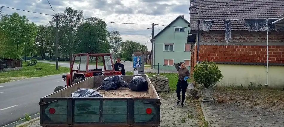 Pre Kom (18) Pre Kom (18)